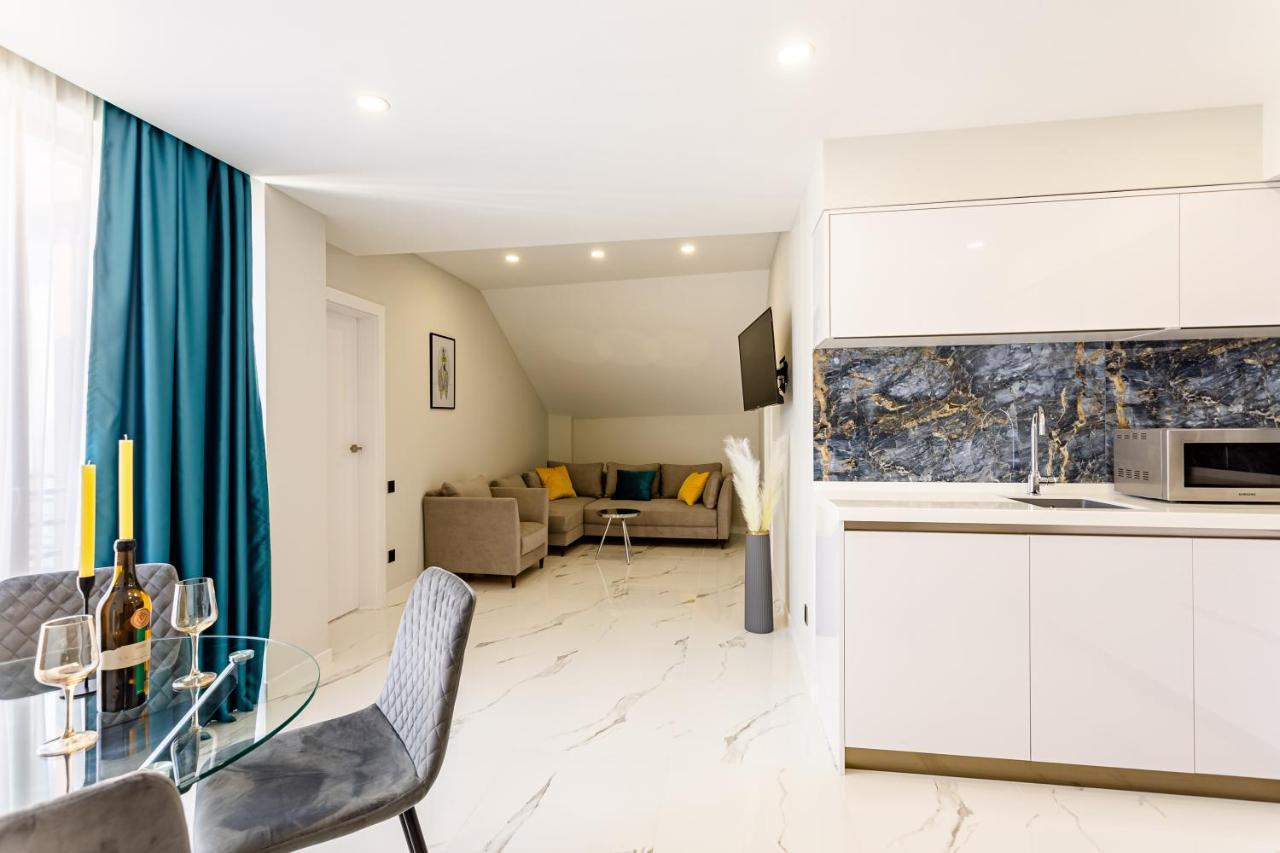 Orden Apart Hotel Tiflis Exterior foto