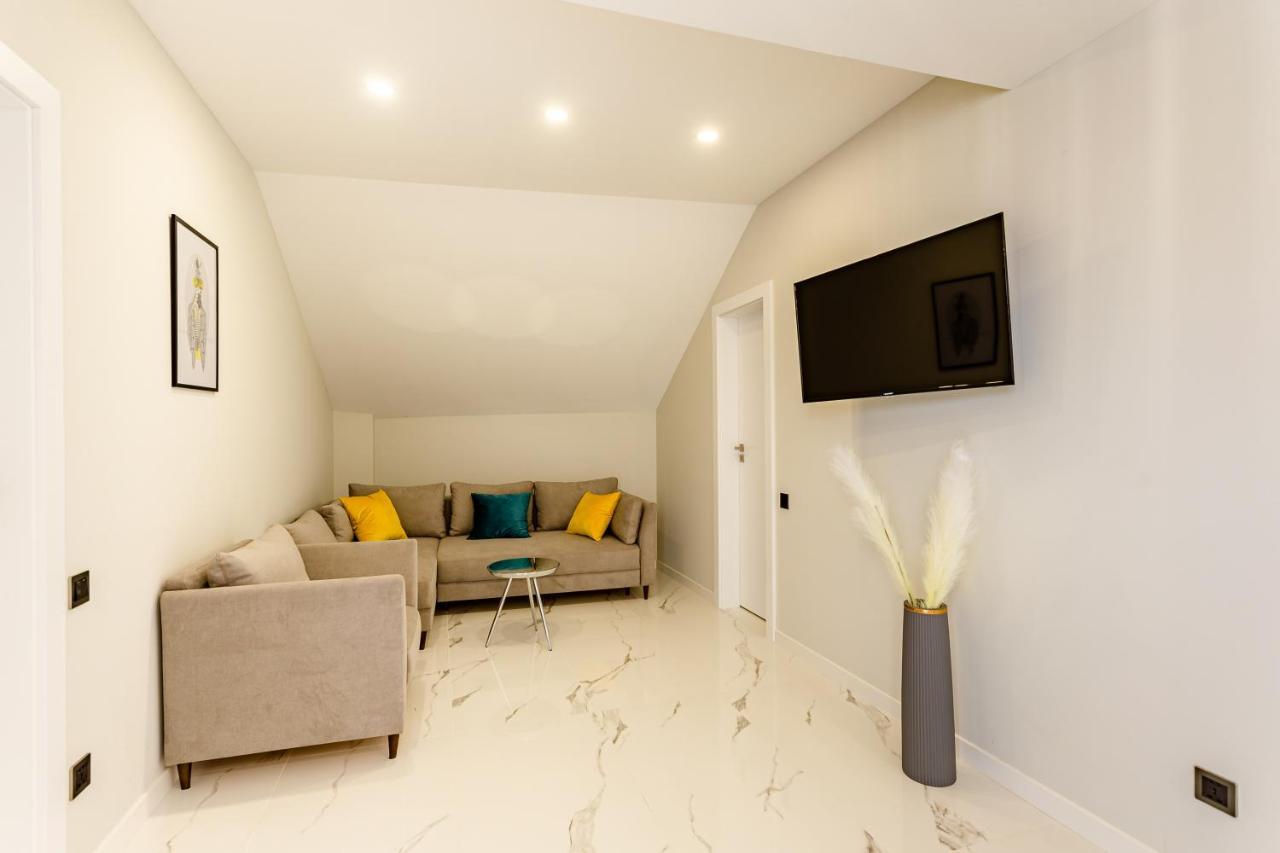 Orden Apart Hotel Tiflis Exterior foto