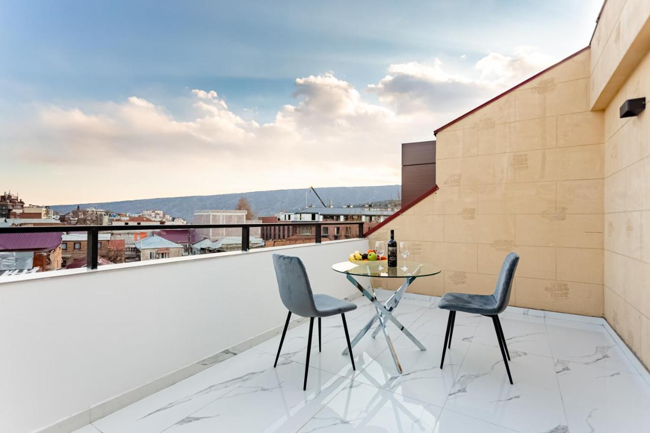 Orden Apart Hotel Tiflis Exterior foto
